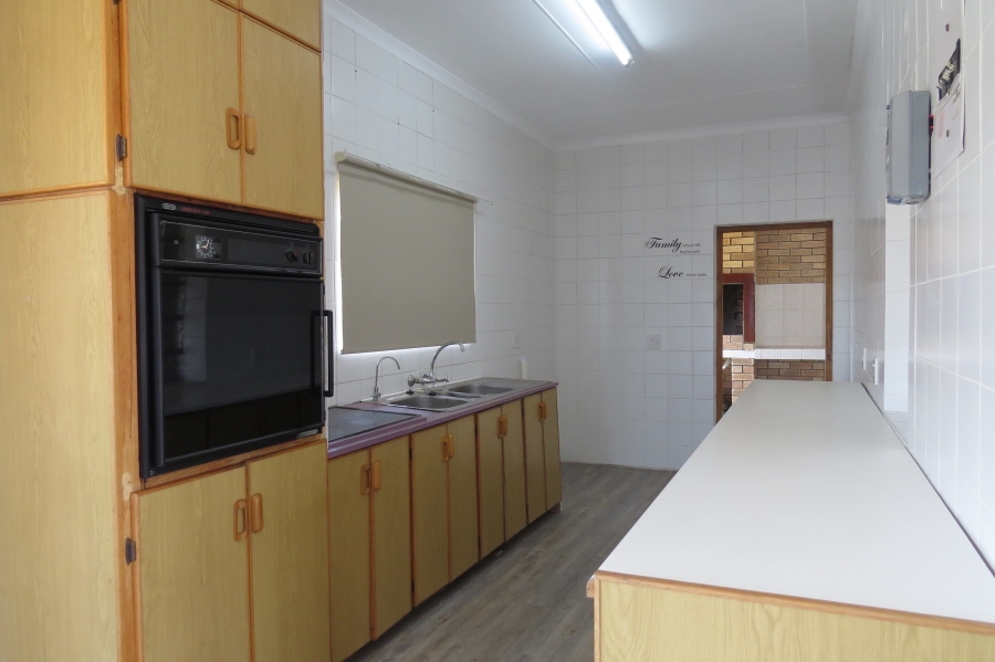 3 Bedroom Property for Sale in Stilbaai Wes Western Cape